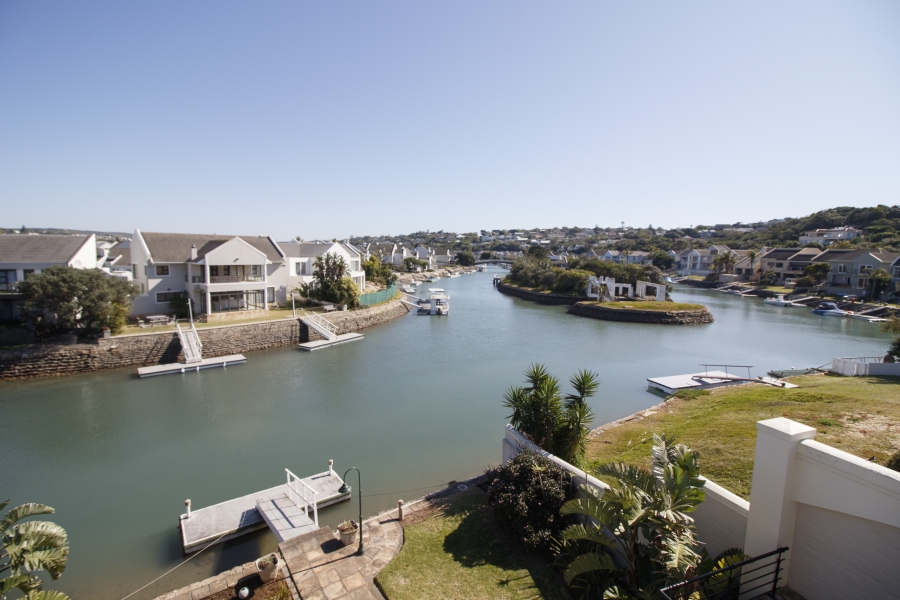 6 Bedroom Property for Sale in Royal Alfred Marina Eastern Cape